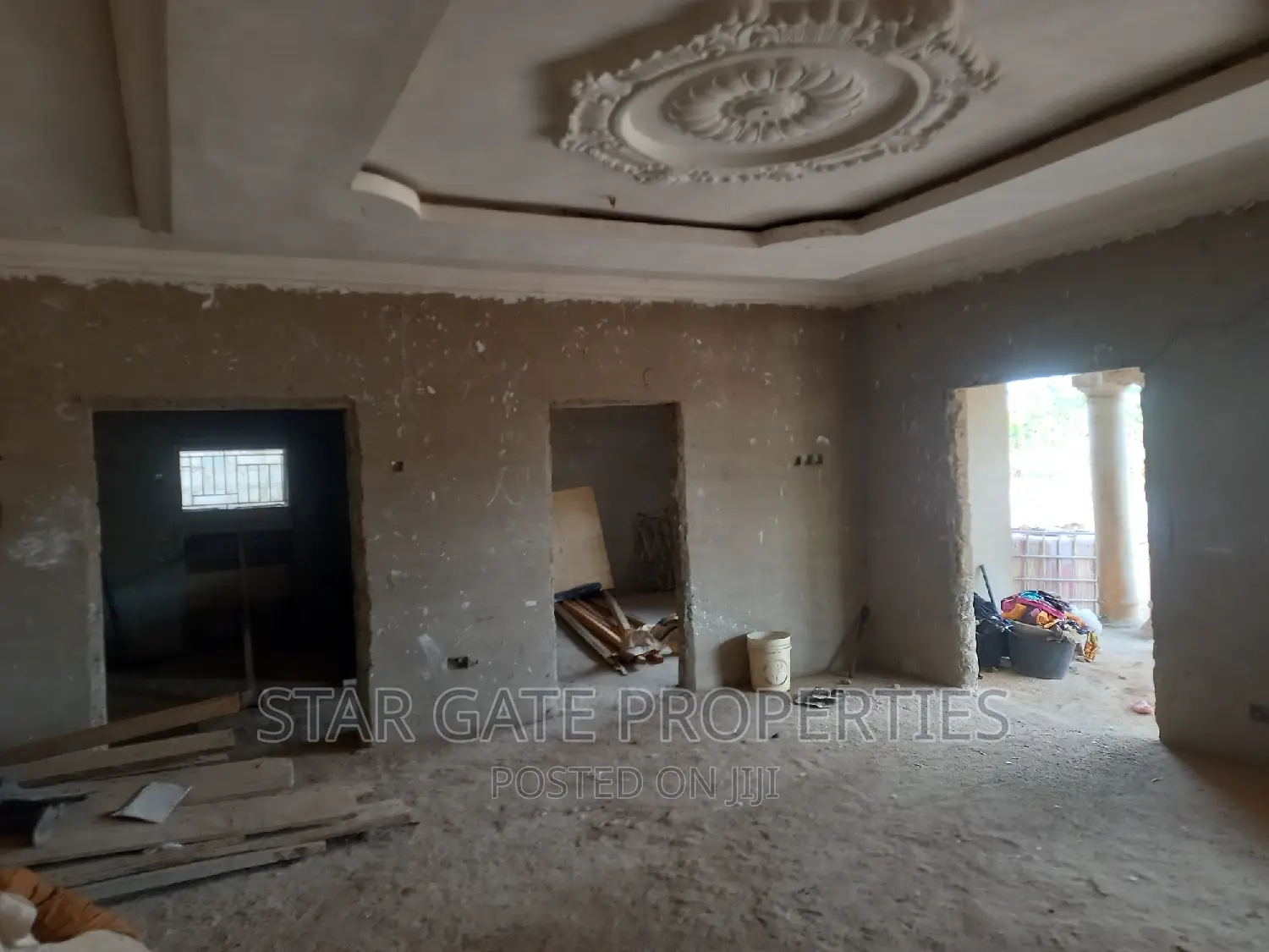 9bdrm House in Star Gate Properties, Kumasi Metropolitan for sale