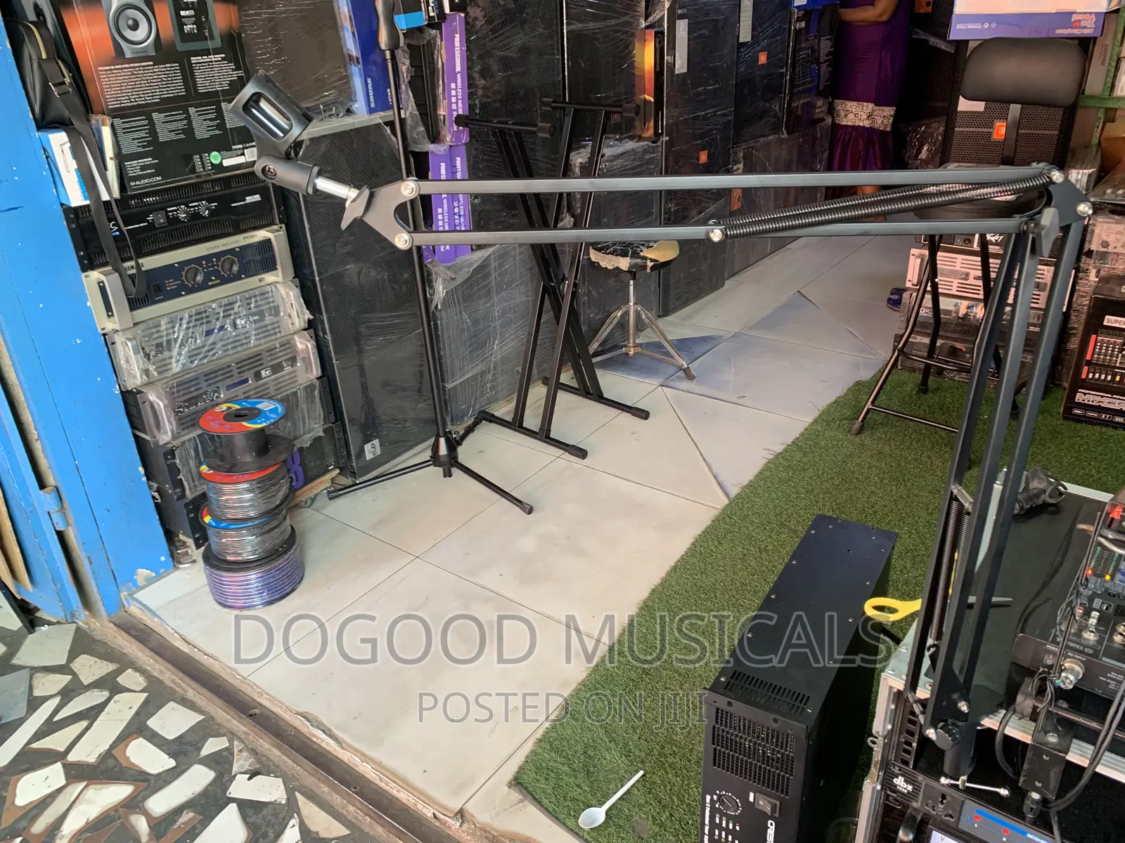 Professional Recording Microphone Stand(Table)