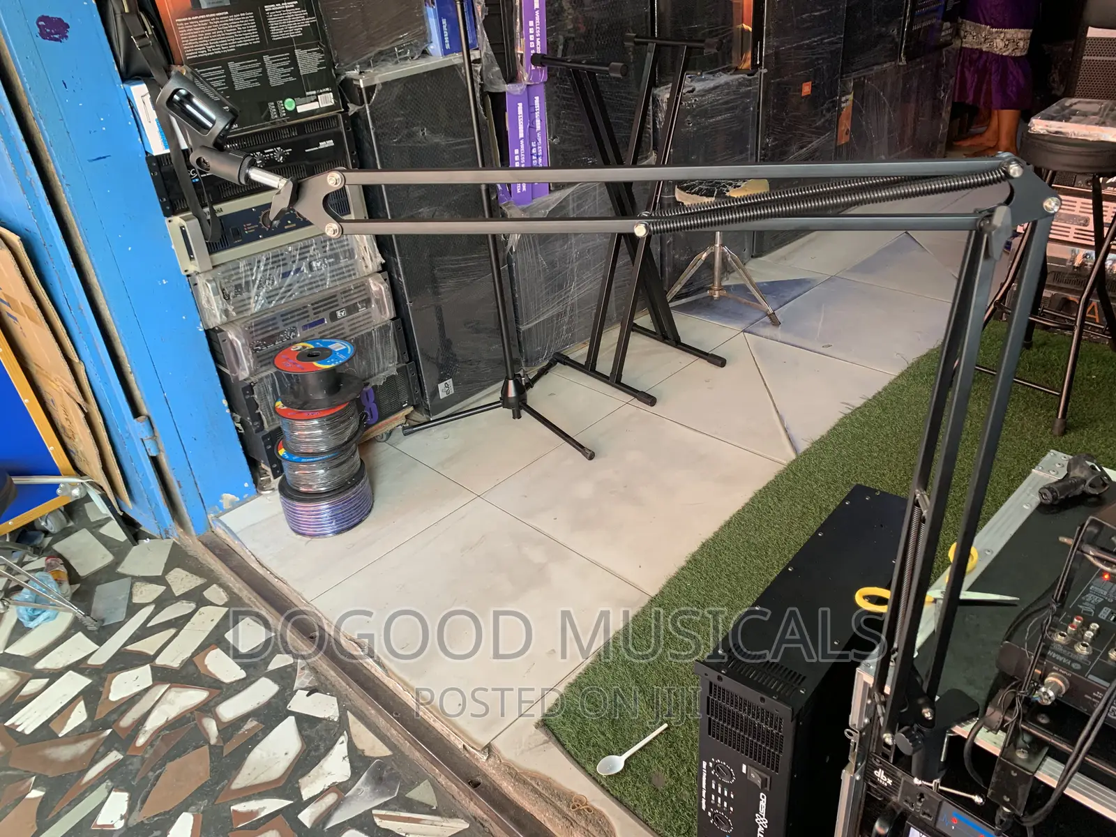 Professional Recording Microphone Stand(Table)