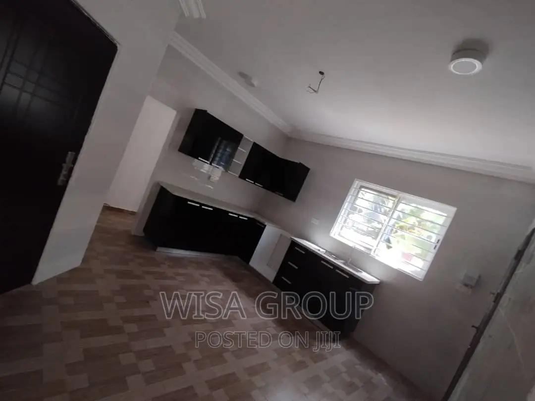 3bdrm Duplex in Wisa Groups, Accra Metropolitan for sale