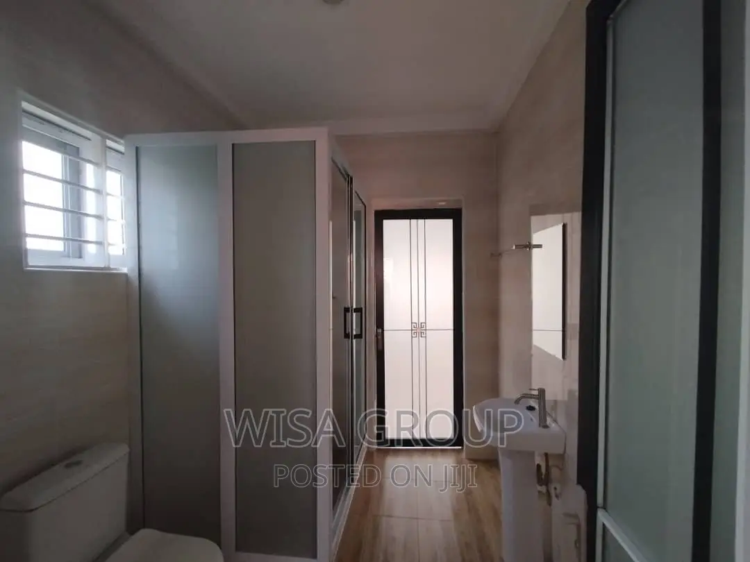 3bdrm Duplex in Wisa Groups, Accra Metropolitan for sale