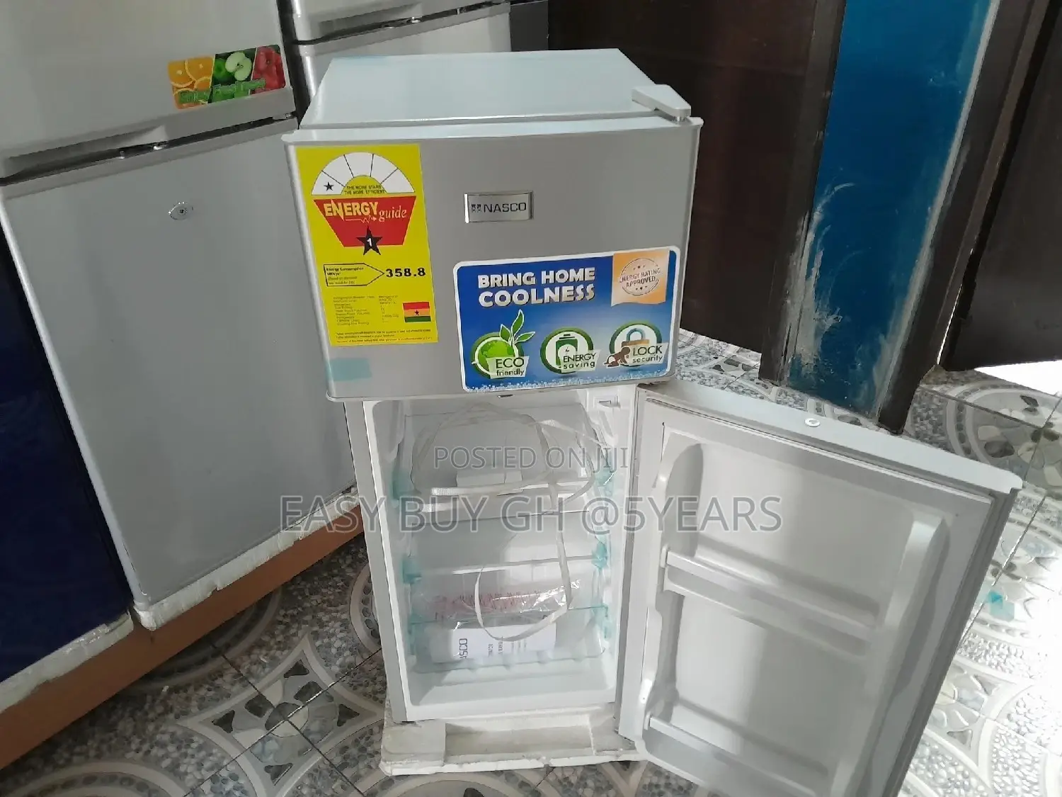 Nasco Refrigerator 110l