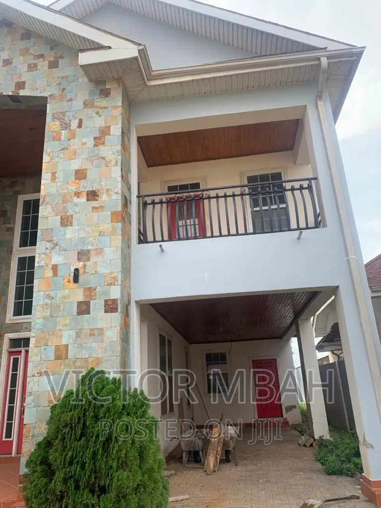 5bdrm Duplex in Community 25 Tema for sale