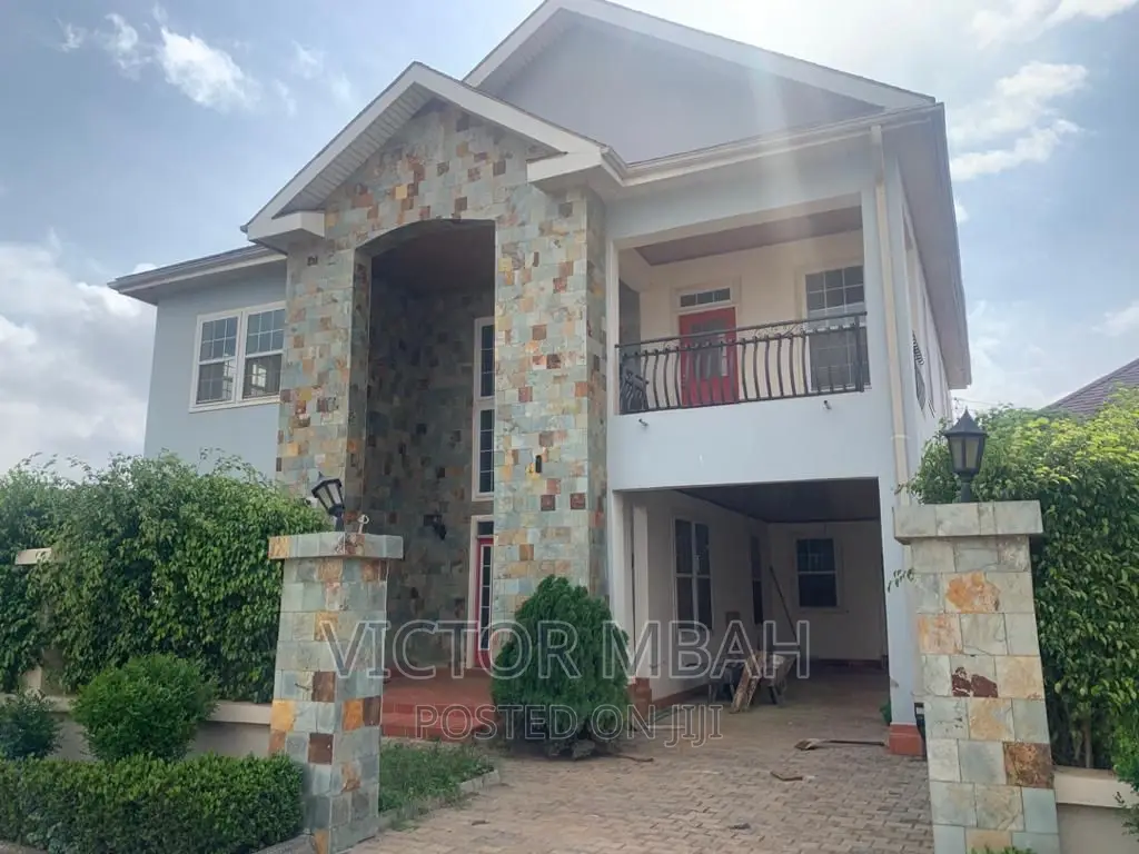 5bdrm Duplex in Community 25 Tema for sale