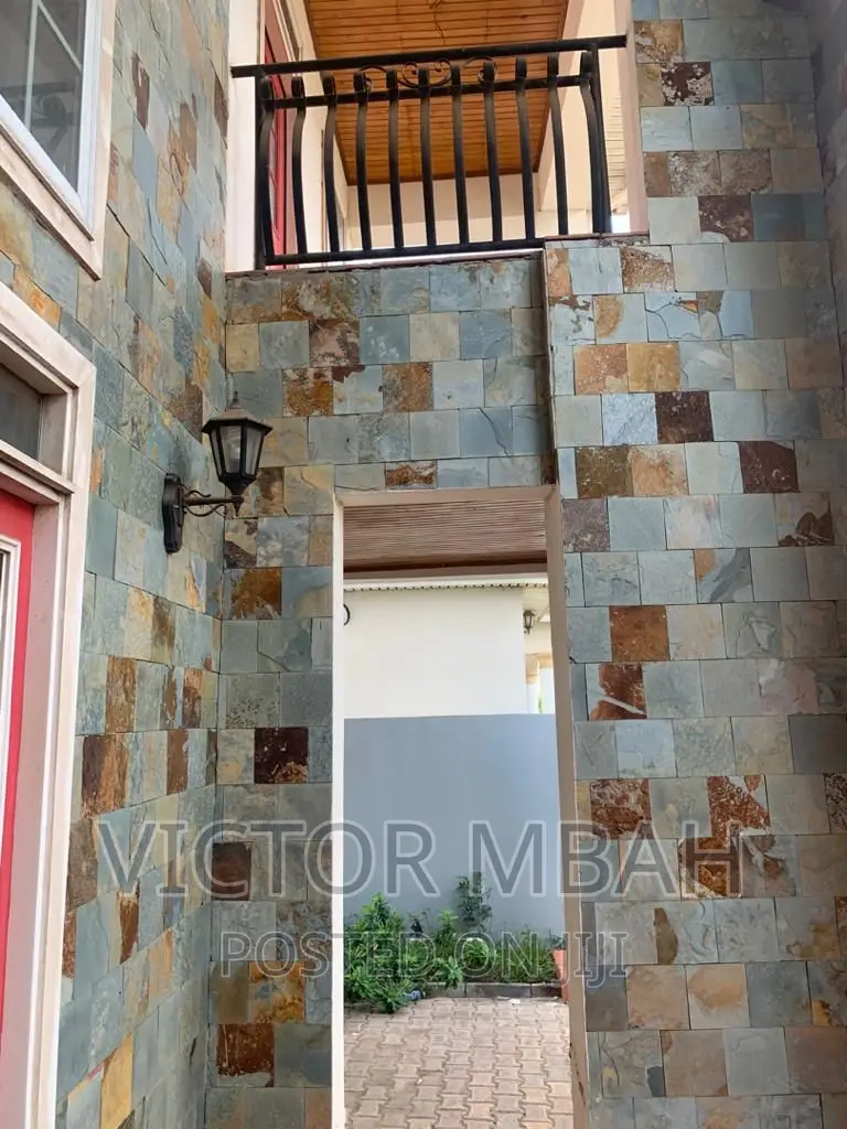 5bdrm Duplex in Community 25 Tema for sale