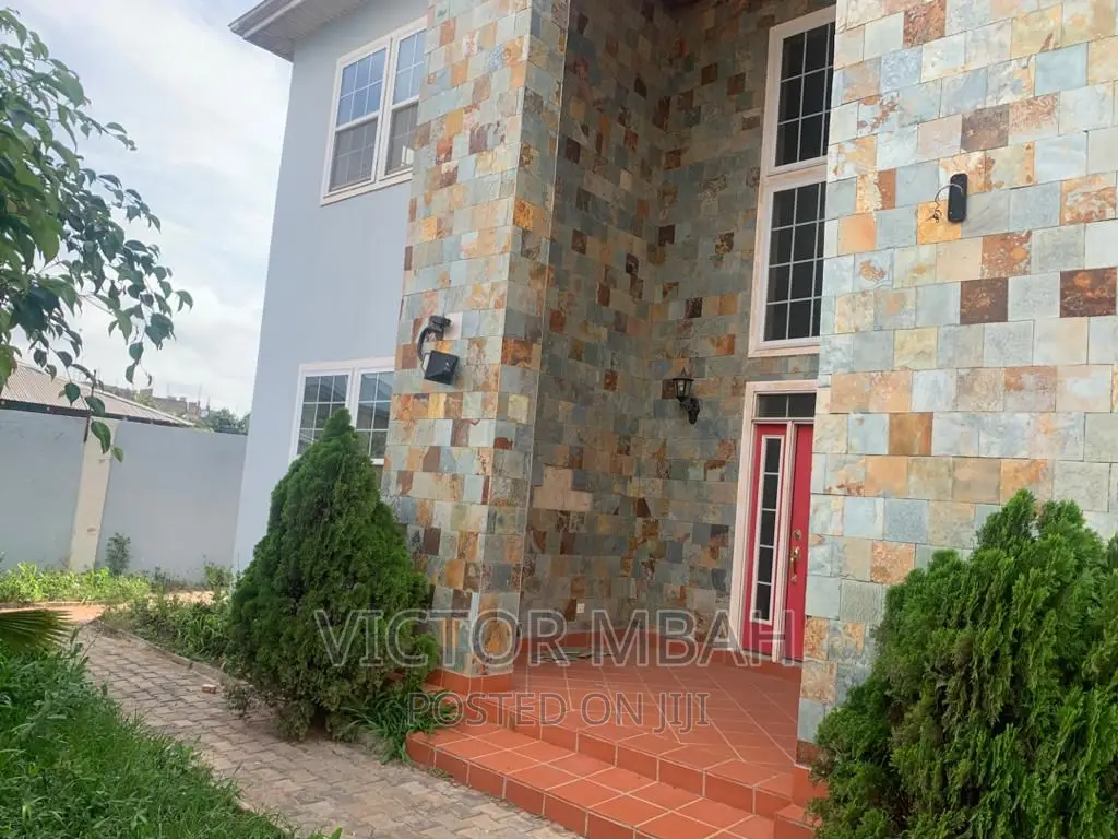 5bdrm Duplex in Community 25 Tema for sale