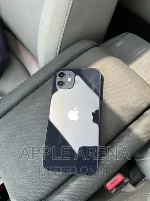 Apple iPhone 12 64 GB Black