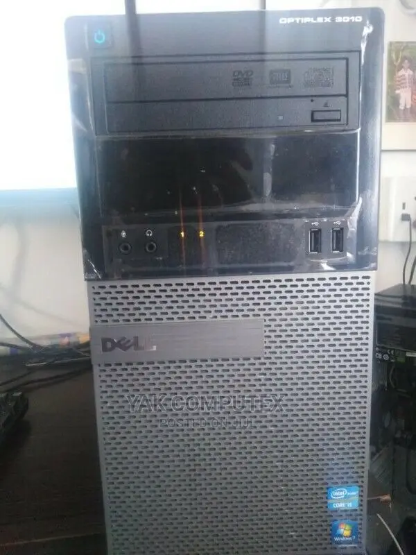 Desktop Computer Dell 4GB Intel Core i5 HDD 700GB