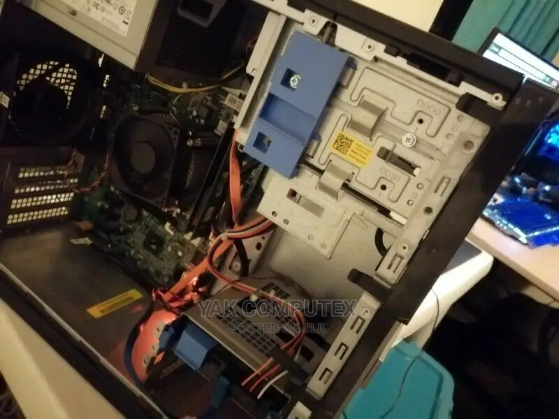 Desktop Computer Dell 6GB Intel Core I5 HDD 500GB