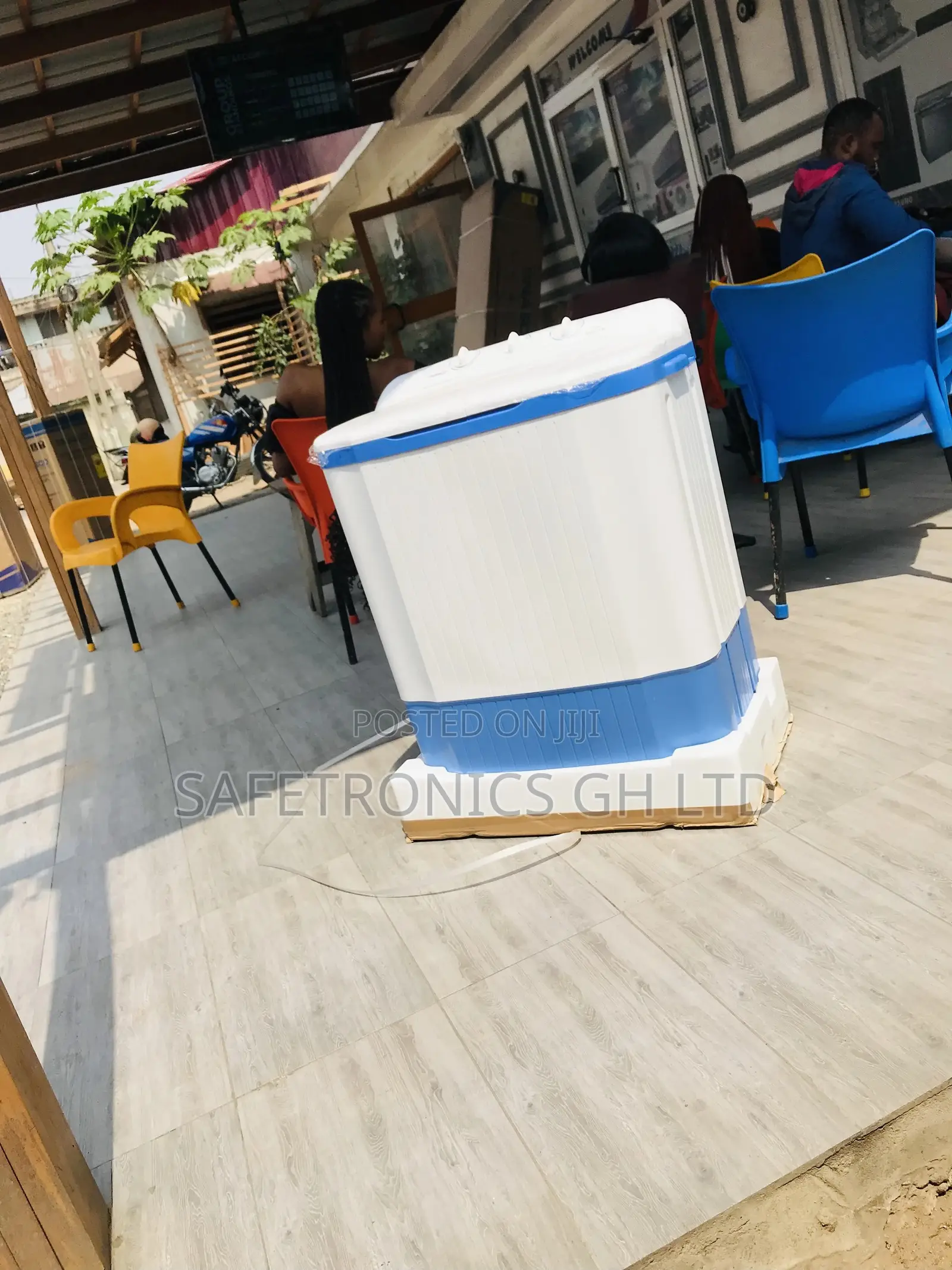 Blue/White Semiautomatic 7kg Washingmachine Topload Nasco