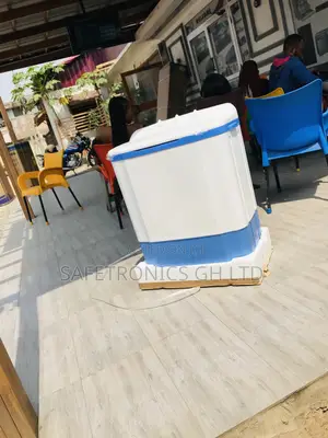 Blue/White Semiautomatic 7kg Washingmachine Topload Nasco