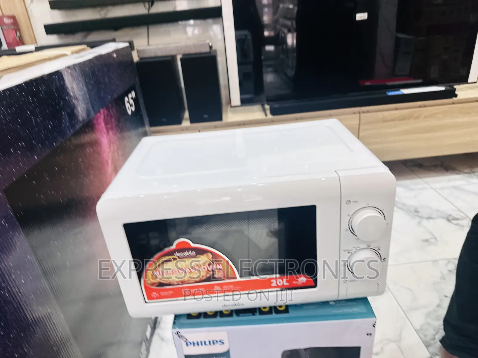Zealous New Decakila Microwave