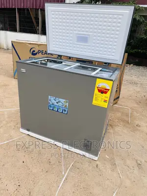 Inner Slide Glass Door Pearl Chest Freezer 200L