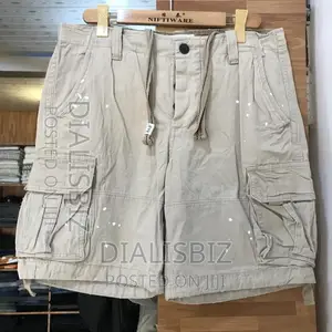 Camo Cargo Kaki Shorts