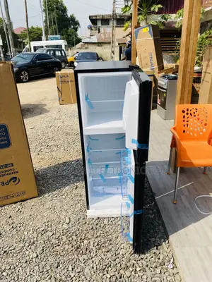 Extremely Cooling Pearl(Pf217t-2b)2 Door Fridge.