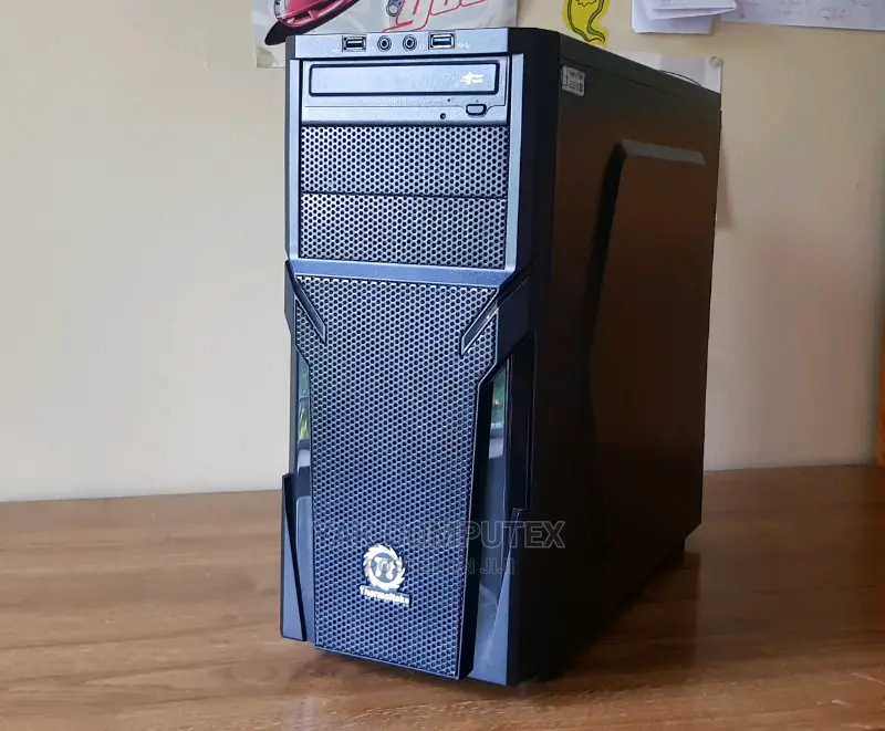Desktop Computer Gigabyte GB-EKi3M-7100 16GB Intel Core i7 HDD 1T