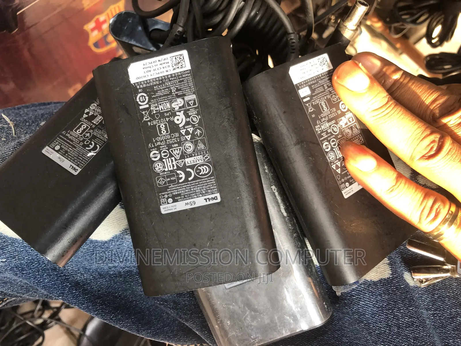 Dell Big Pin Original Home Used Round Head Charger/Adapter