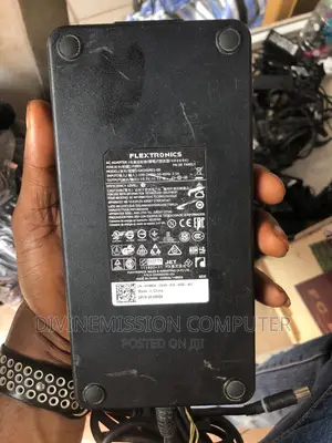 Dell Big Pin 240w, 19.5–12.3a Home Used Charger/Adapter