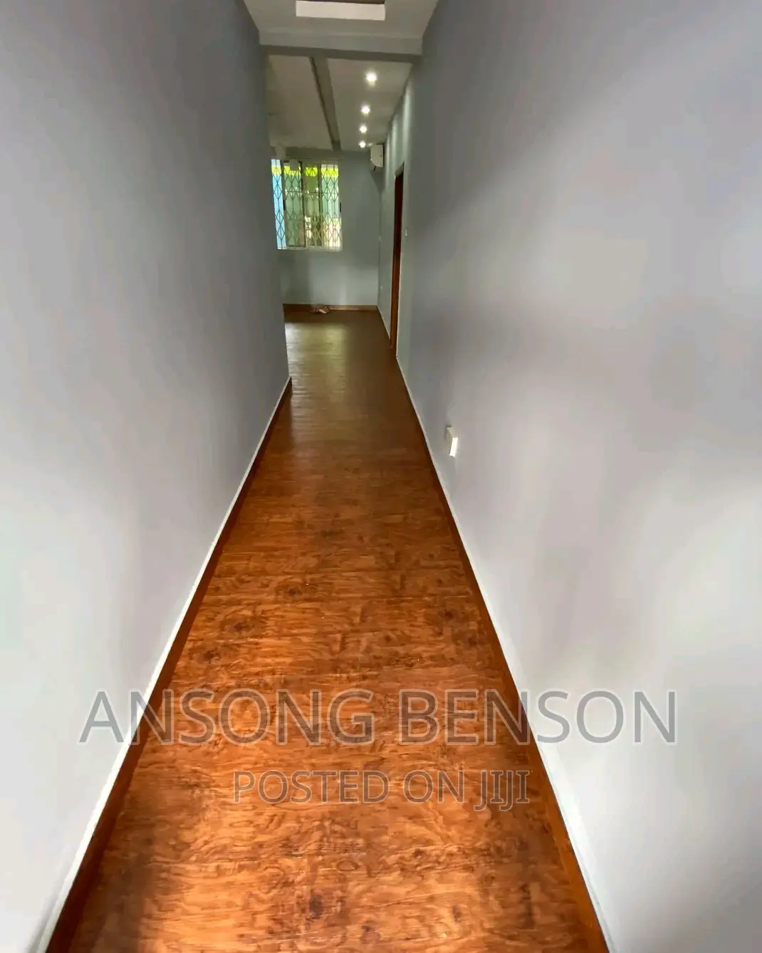 Full PVC Washable Floor Vinyle Carpet Tiles Sales Install
