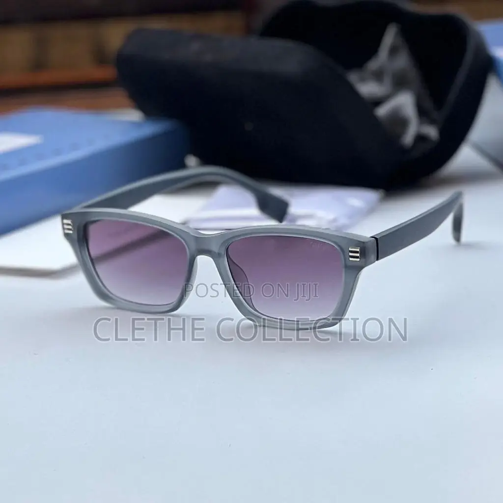 Sunglasses/Spectacles/Eyeglasses