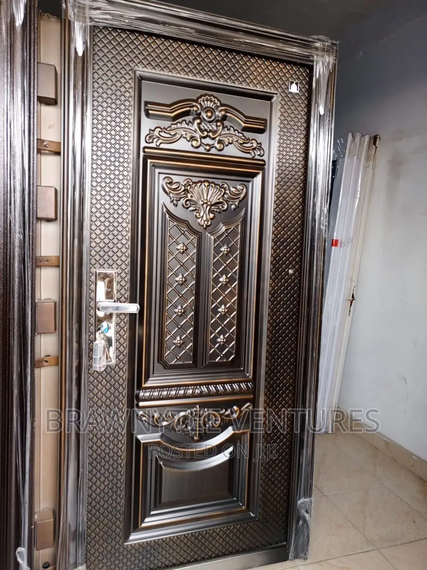 Splendid Tech. S. Door