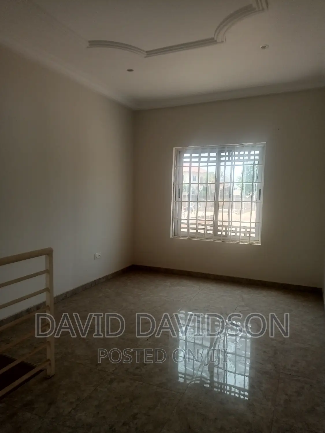 3bdrm Mansion in Executive 3 Bedroom, Tema Metropolitan for rent