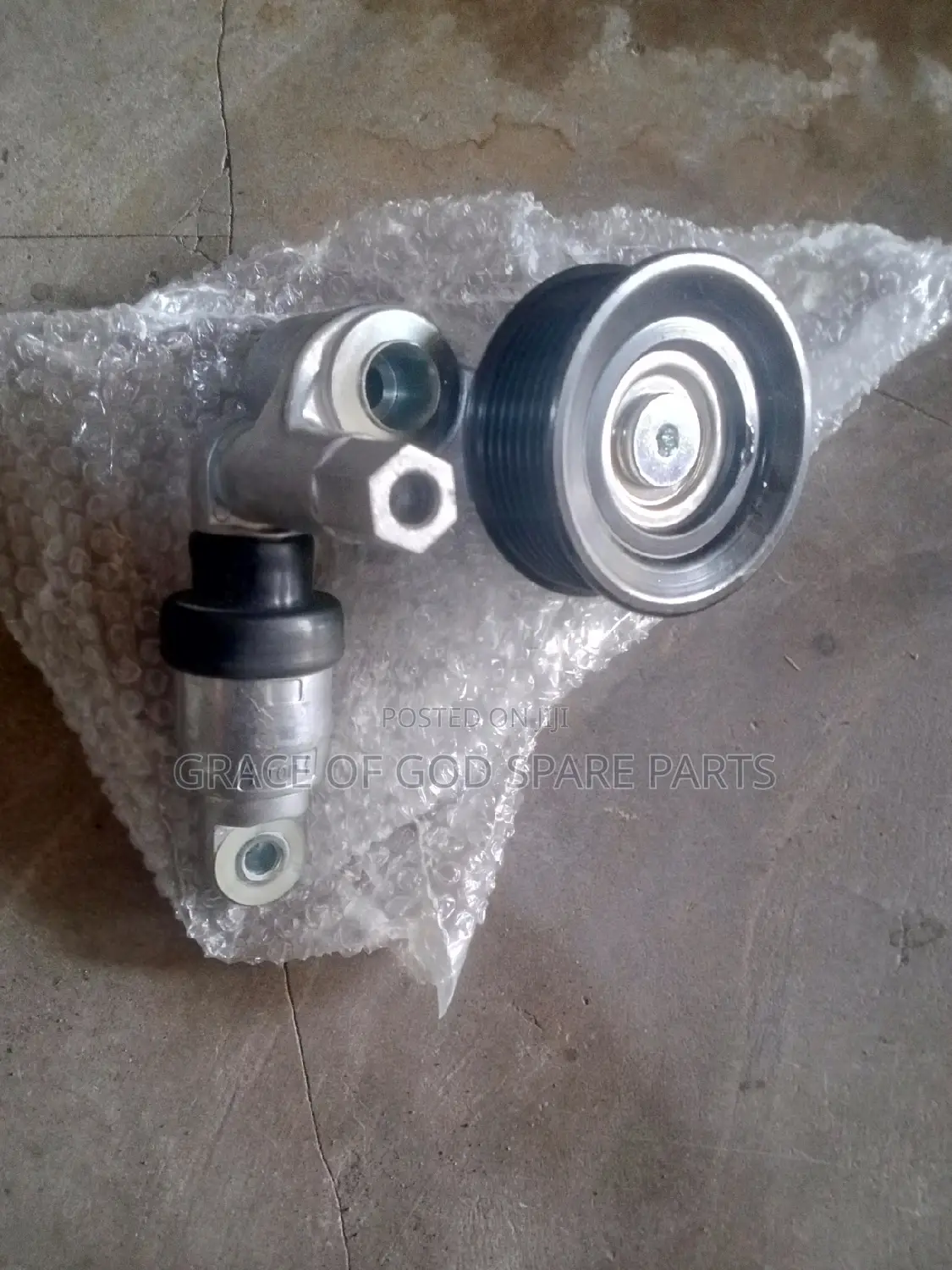 Honda CR-V and Civic 2016 Tensioner Belt Adjustor Original