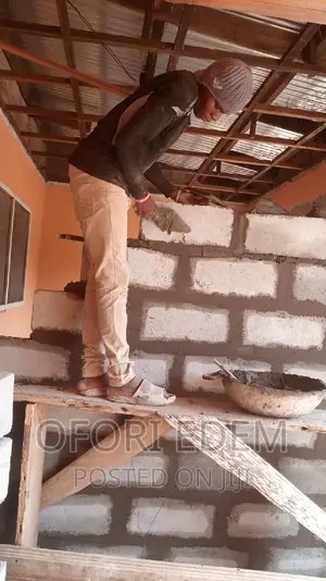 Maison and Supervisor Available