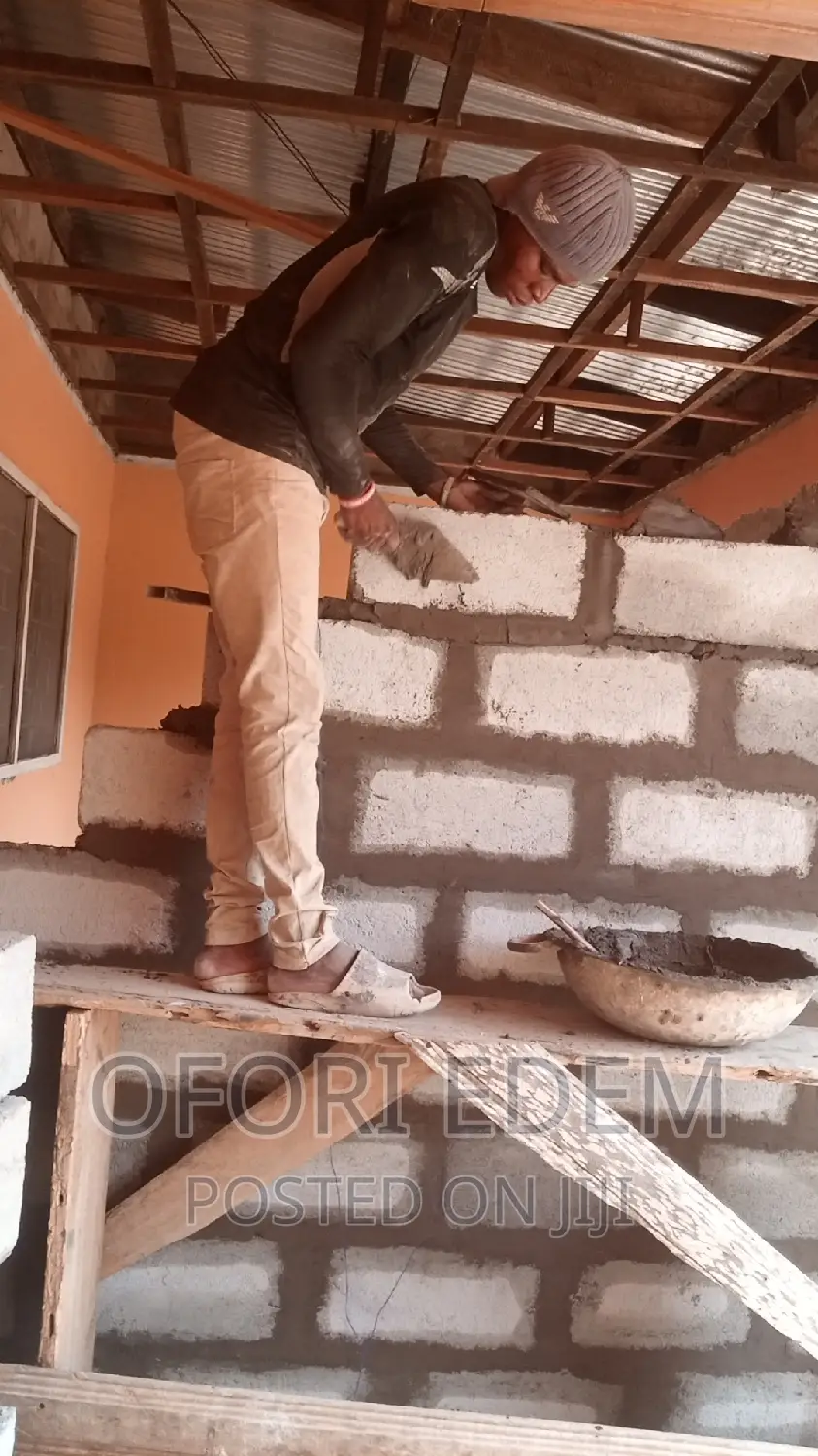 Maison and Supervisor Available
