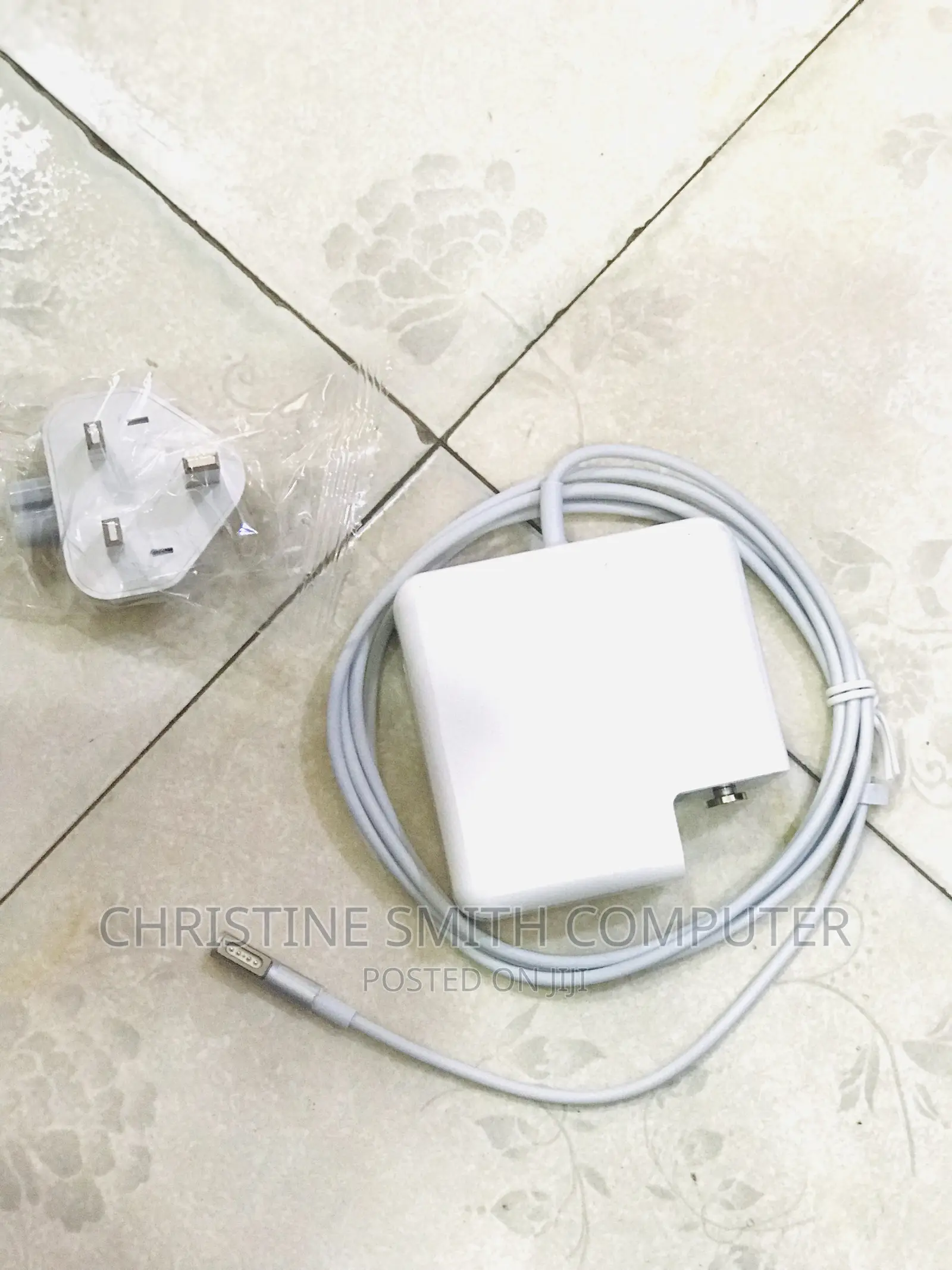 Original Mac Book Pro Charger