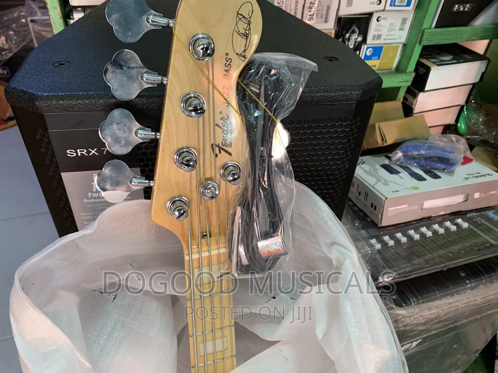 Fender JAZZ BASS Active Guitar