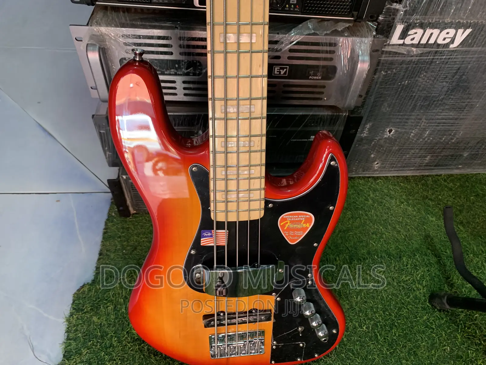 Fender JAZZ BASS Active Guitar in Accra Metropolitan Musical
