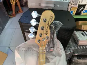 Fender JAZZ BASS Active Guitar