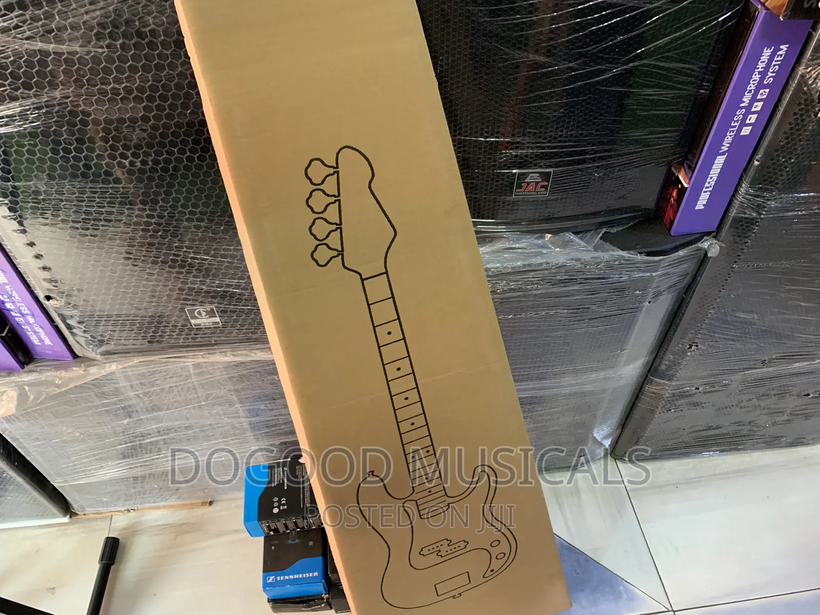 Fender JAZZ BASS Active Guitar