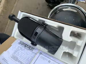 Shure Mv7 Podcast Microphone(Studio)
