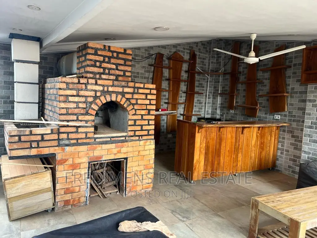 Furnished 5bdrm House in Fredimens Real, Kumasi Metropolitan for sale