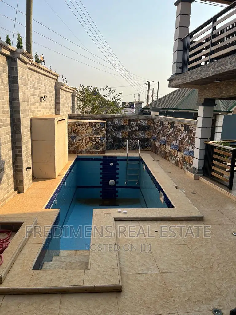 Furnished 5bdrm House in Fredimens Real, Kumasi Metropolitan for sale