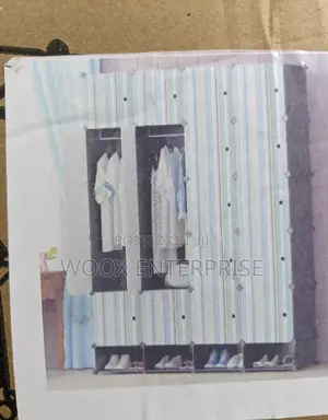 Plastic Wardrobe/Shoe Rack (16 Cubes)