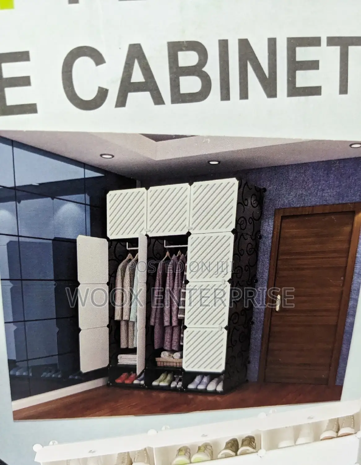 Classic Plastic Wardrobe/Shoe Rack (12 Cubes)