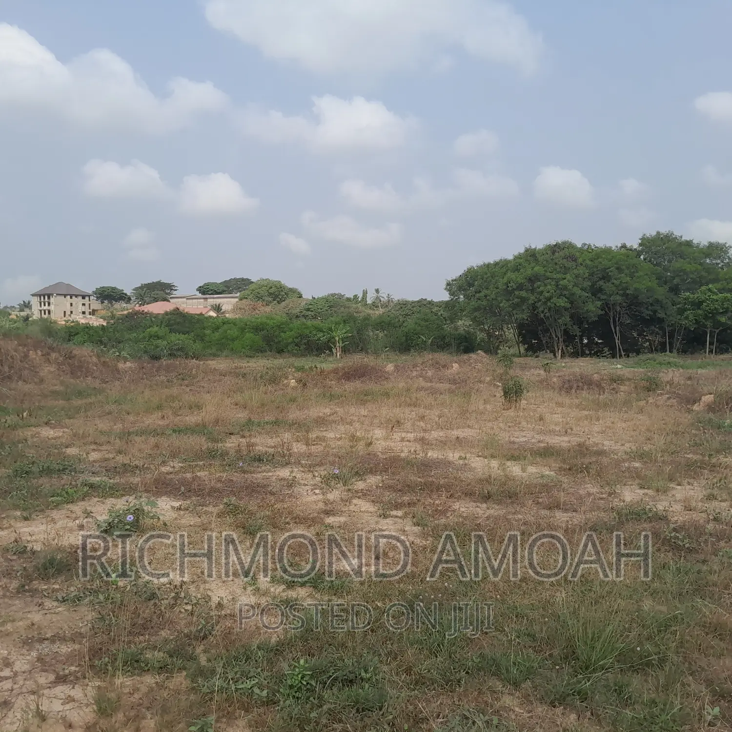 Half Plot for Sale at West Fijia