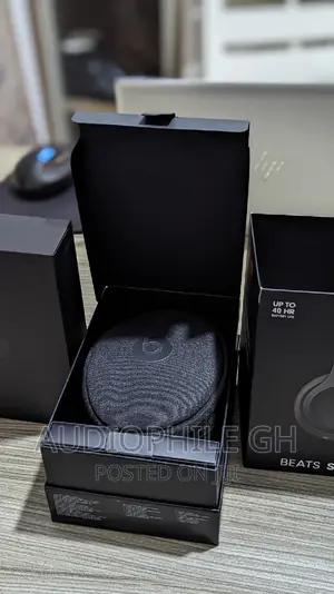 Beats Solo 3 True Wireless on Ear Headphones