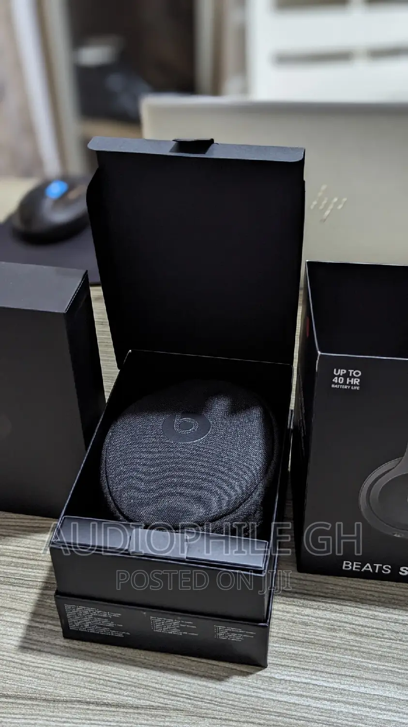 Beats Solo 3 True Wireless on Ear Headphones