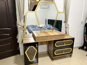 Classy Dressing Mirror With Drawers