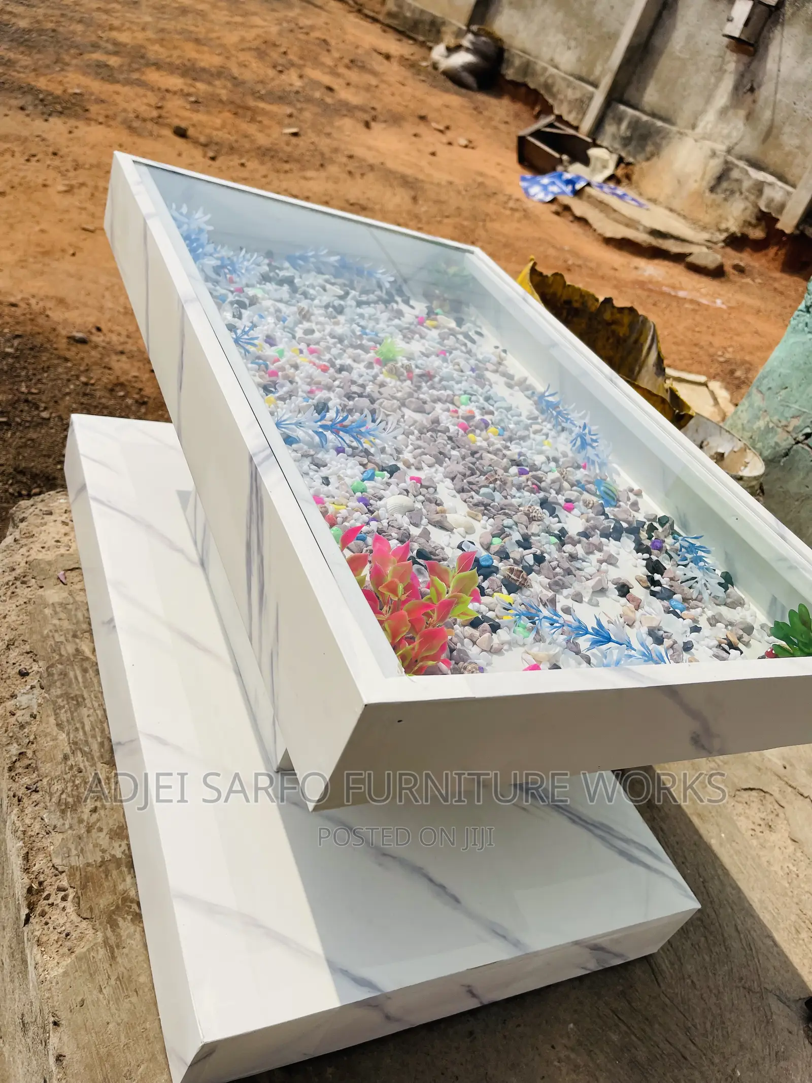 Original Centre Table Inside With Gravels