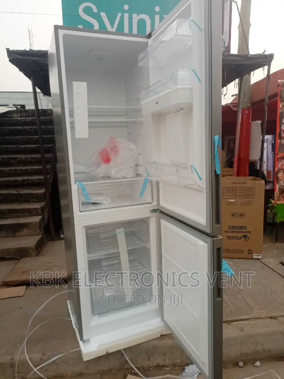 Roch Rfr360(310ltr) Double Door Refrigerator Water Dispenser