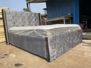 Great Foreign Queen Size With Mattress 60x80