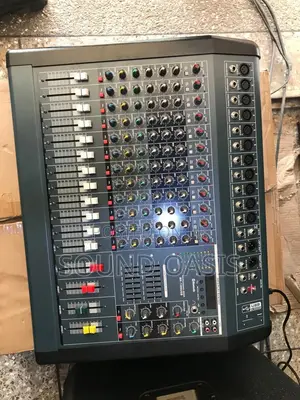 Yamaha MK-1200USB-BT 12-Channel Powered Mixing Console