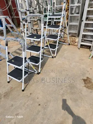 4 Step Ladder
