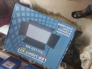 Pro LED 800 Camera Stage Light
