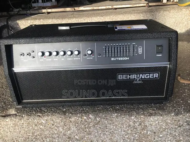 Behringer Ultrabass BVT5500H 550W Bass Amp Head in Accra